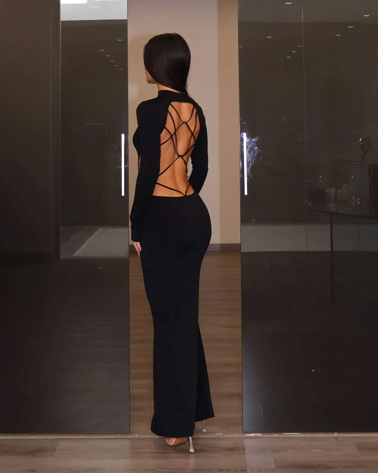 DRESS SHOW ME - Image 4